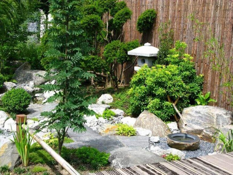 21 Stunning Rock Landscaping Ideas For Backyard