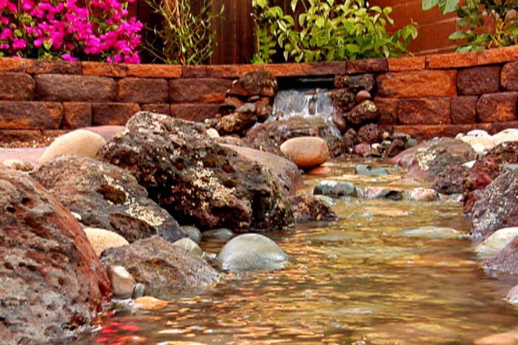 rock landscaping ideas backyard