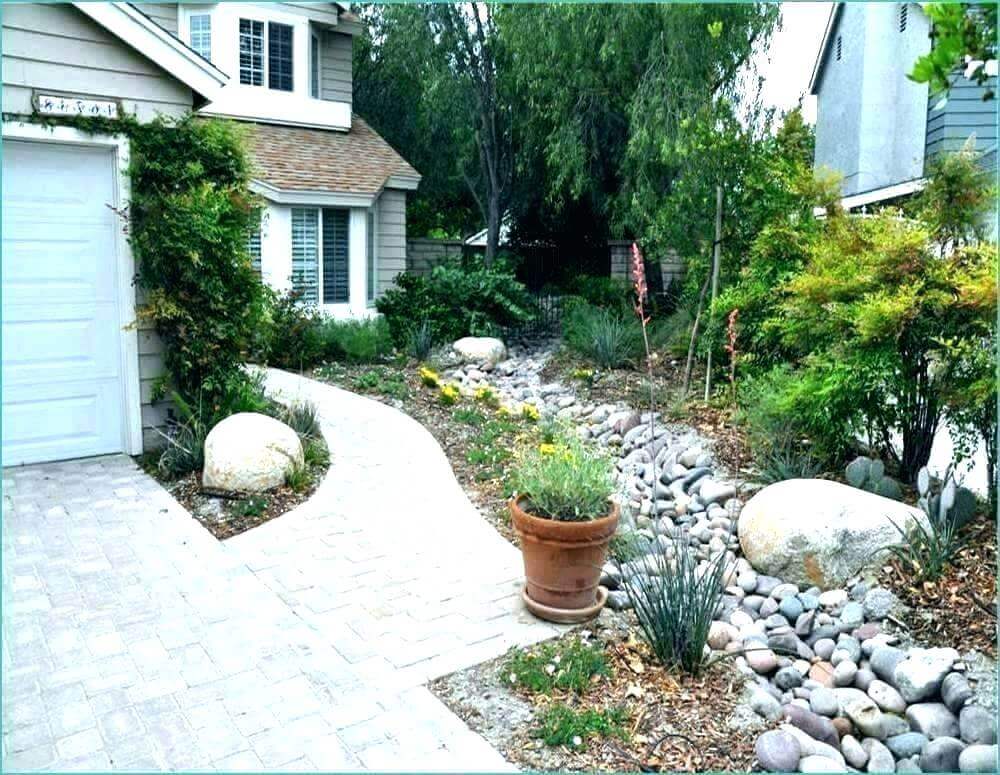 rock landscaping ideas backyard