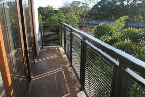 25+ Modern Balcony Railing Design Ideas With Photos