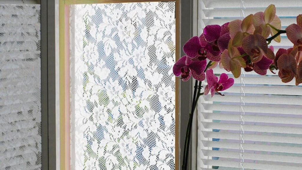 DIY window decorating ideas