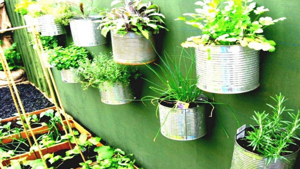 DIY Garden Décor