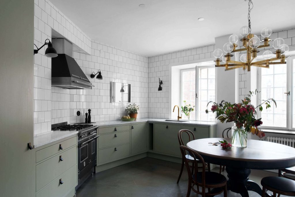 black and white kitchen