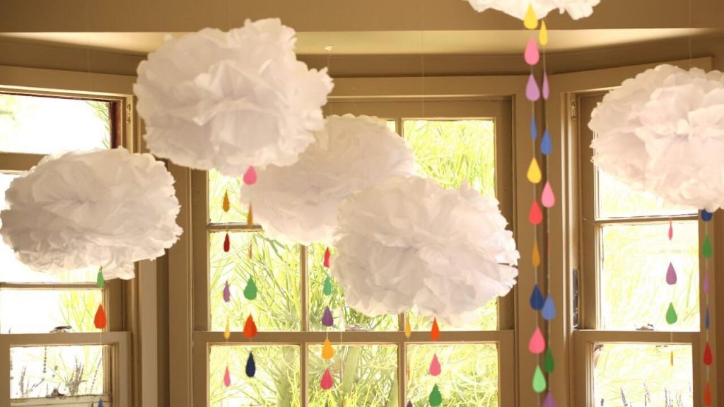 DIY window decorating ideas