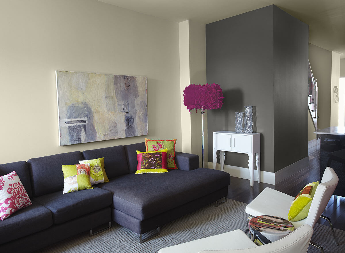 Stunning Livingroom Decoration with Dark Furniture Designs