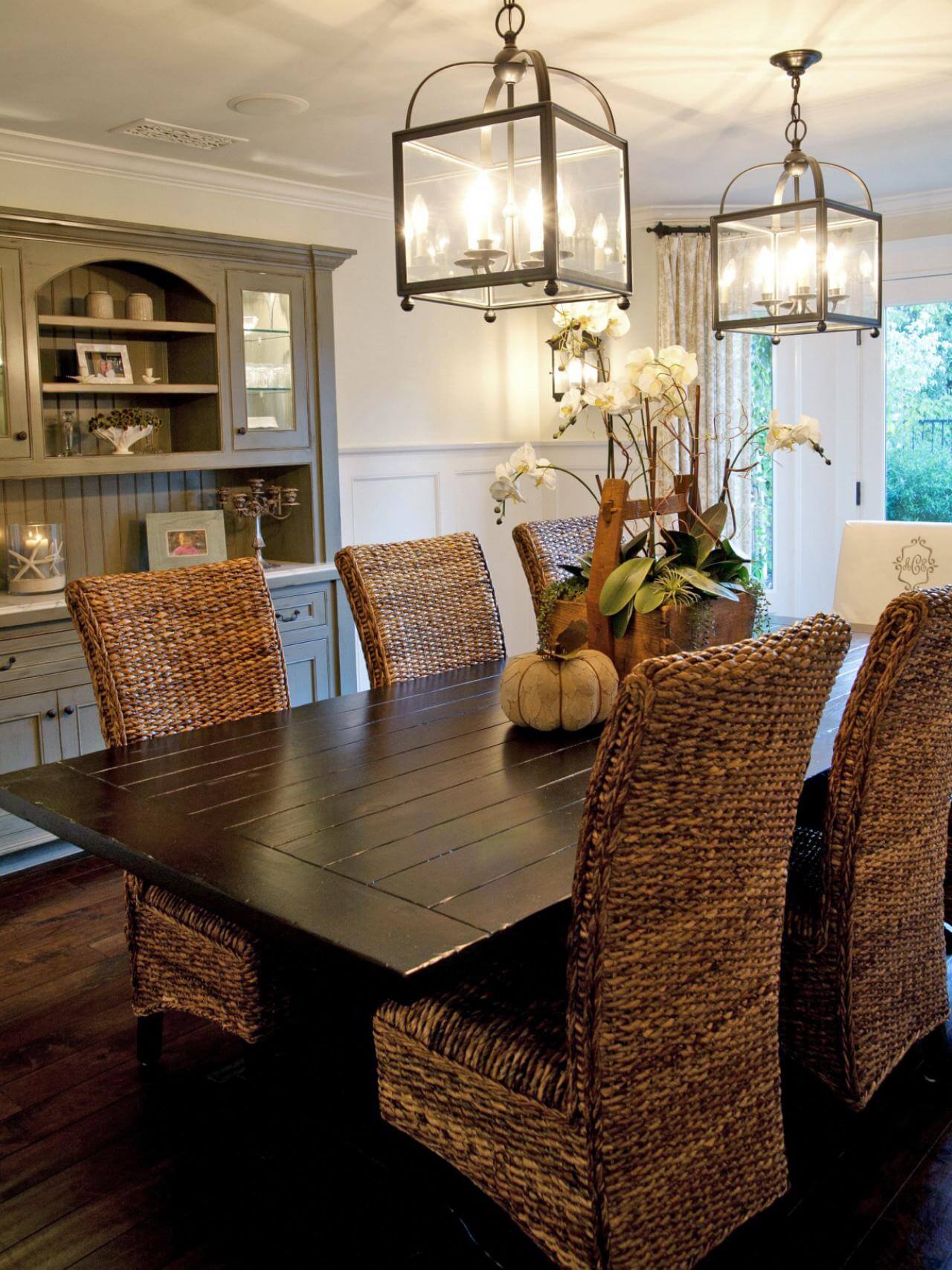 8 Unique Lighting Fixtures For A Dining Room Makeover