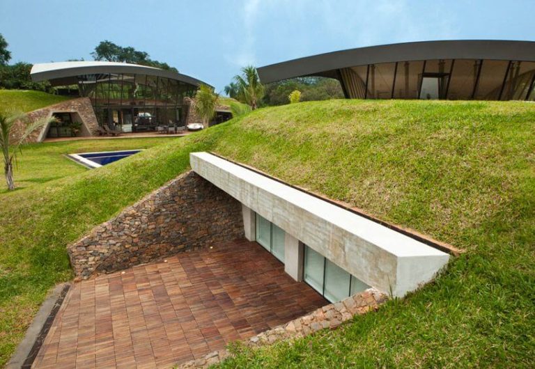 31 Unique Underground Homes Designs You Must See