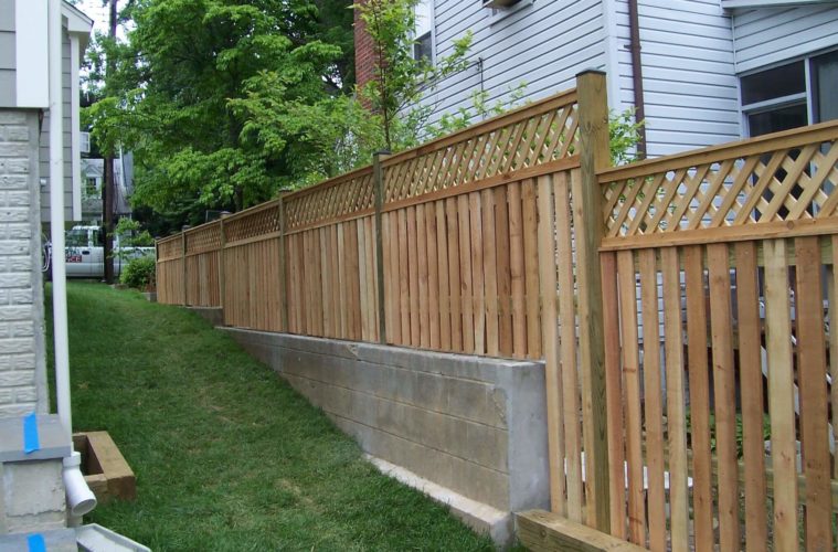 Enhance Your Home Looks With Modern Wall Fence Designs 6485