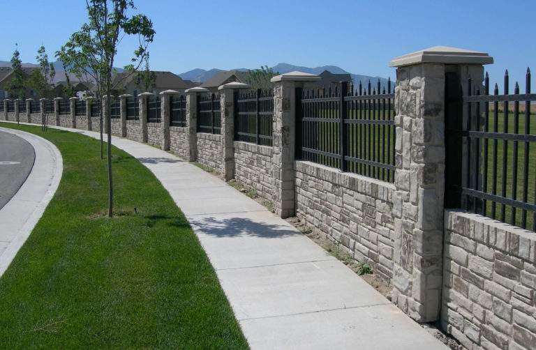 Enhance Your Home Looks With Modern Wall Fence Designs