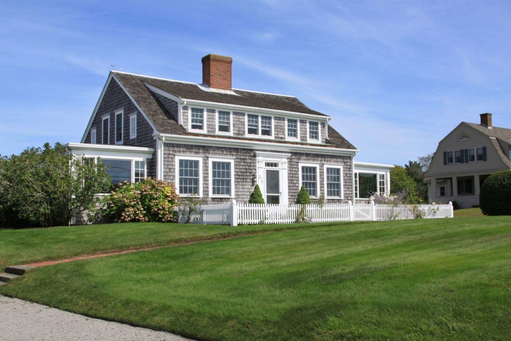 Modern Style Cape Cod House with Interior & Exterior Designs - The