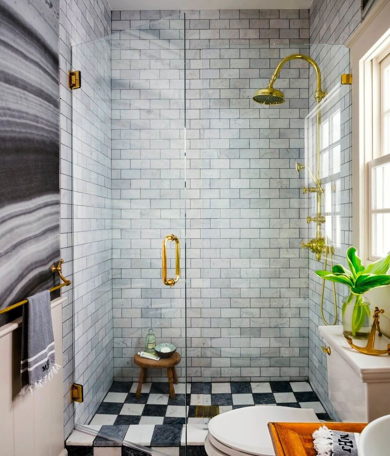 Small Shower Ideas for Tiny Bathrooms That Will Inspire You