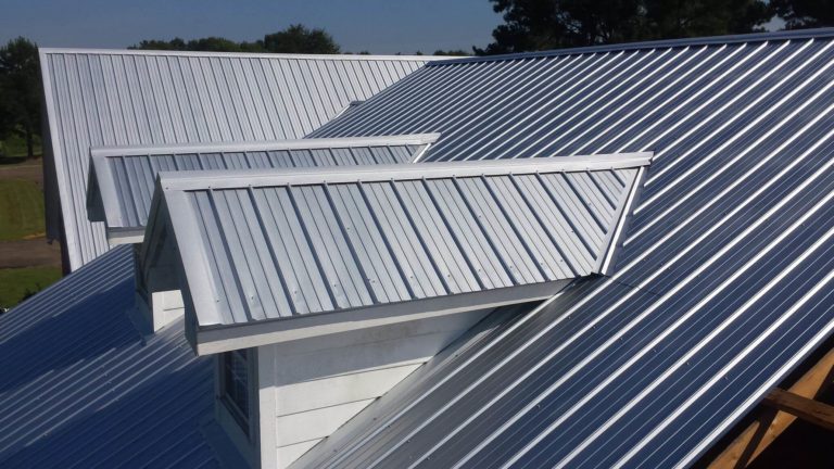 Several Benefits of Roof Restoration
