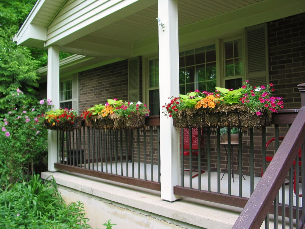 Latest Hanging Flower Pots Ideas For Small Balcony