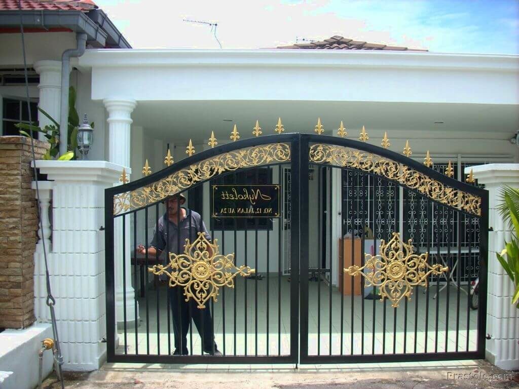 25 Simple Gate Design For Small House [Updated 2020]