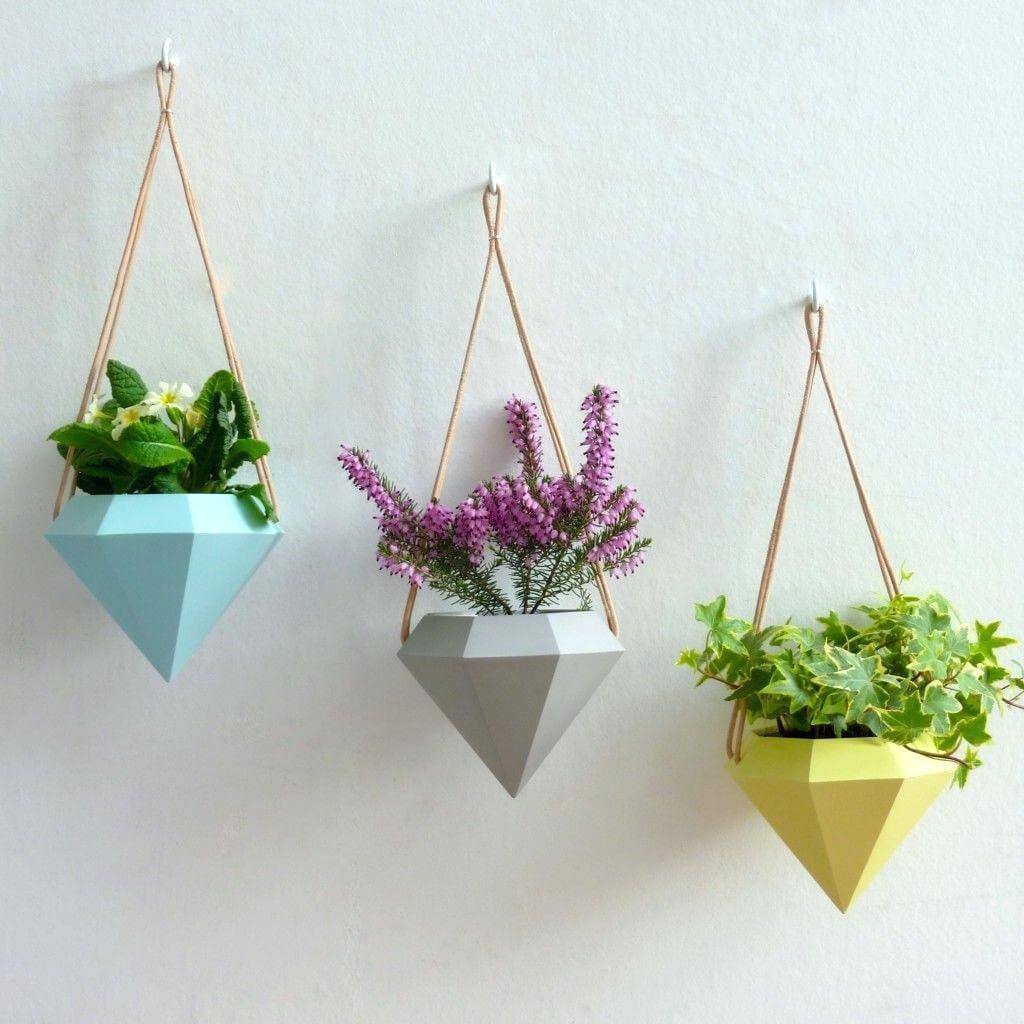 hanging flower pots for balcony
