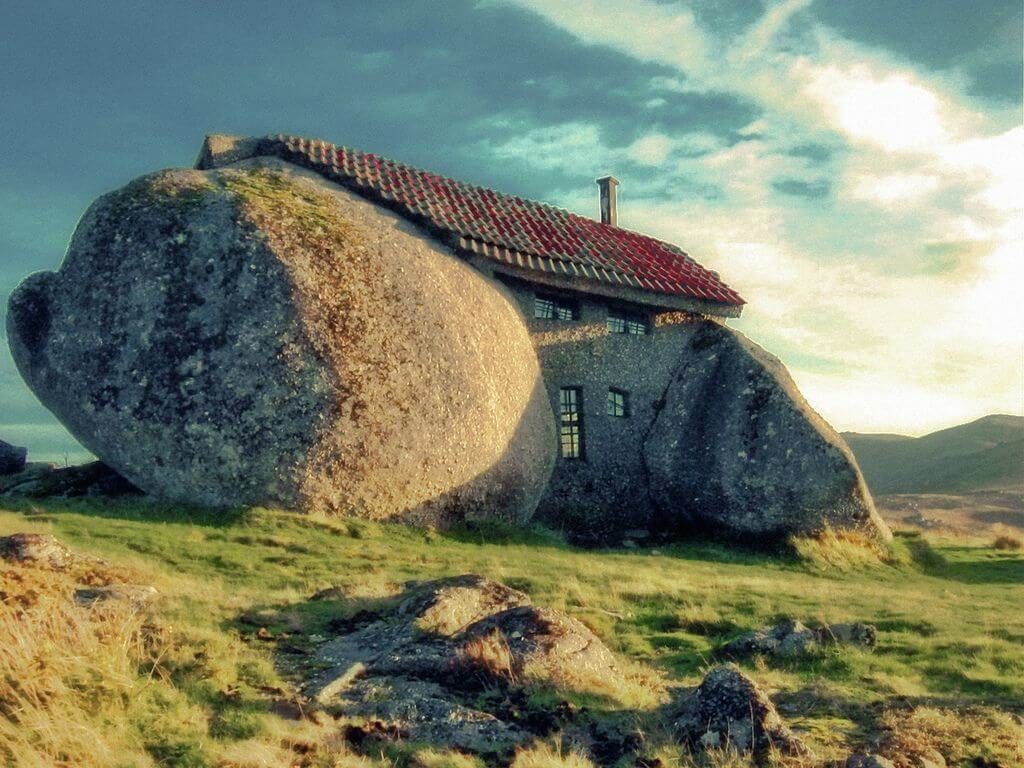 Most Stunning Isolated Houses 