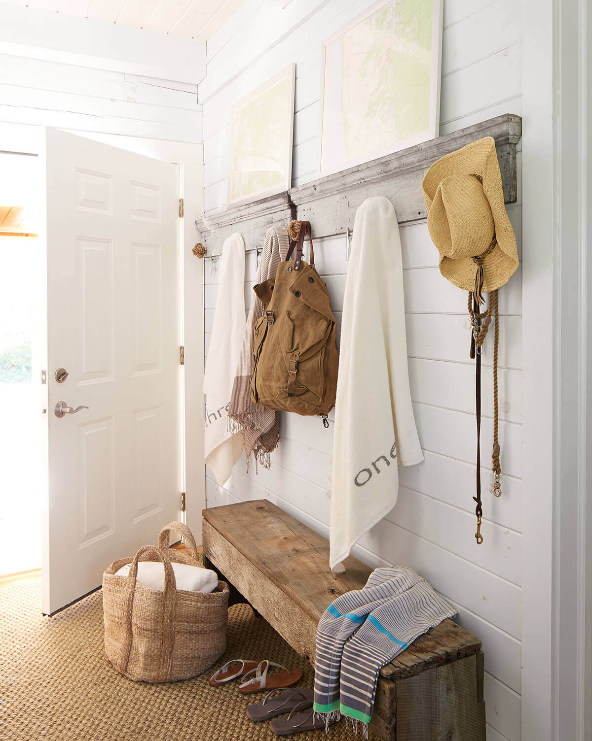 Beautiful Mudroom Design Ideas For Small Spaces