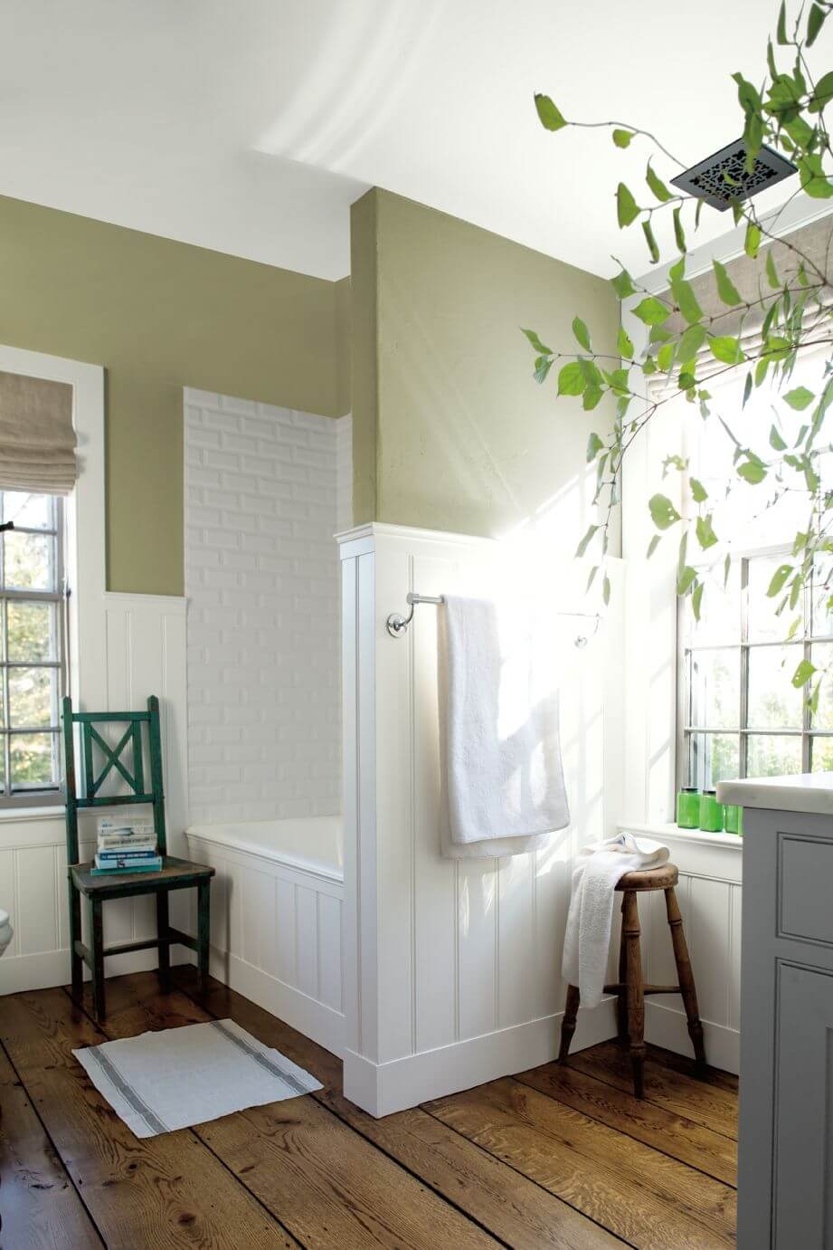 bathroom paint colors 2019