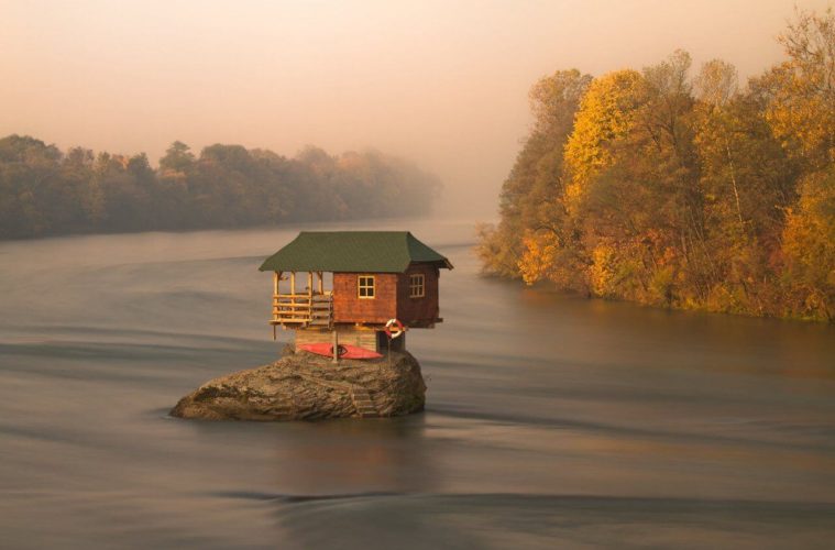 Most Stunning Isolated Houses