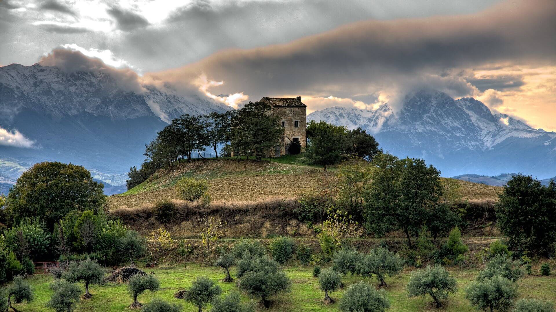 Most Stunning Isolated Houses 