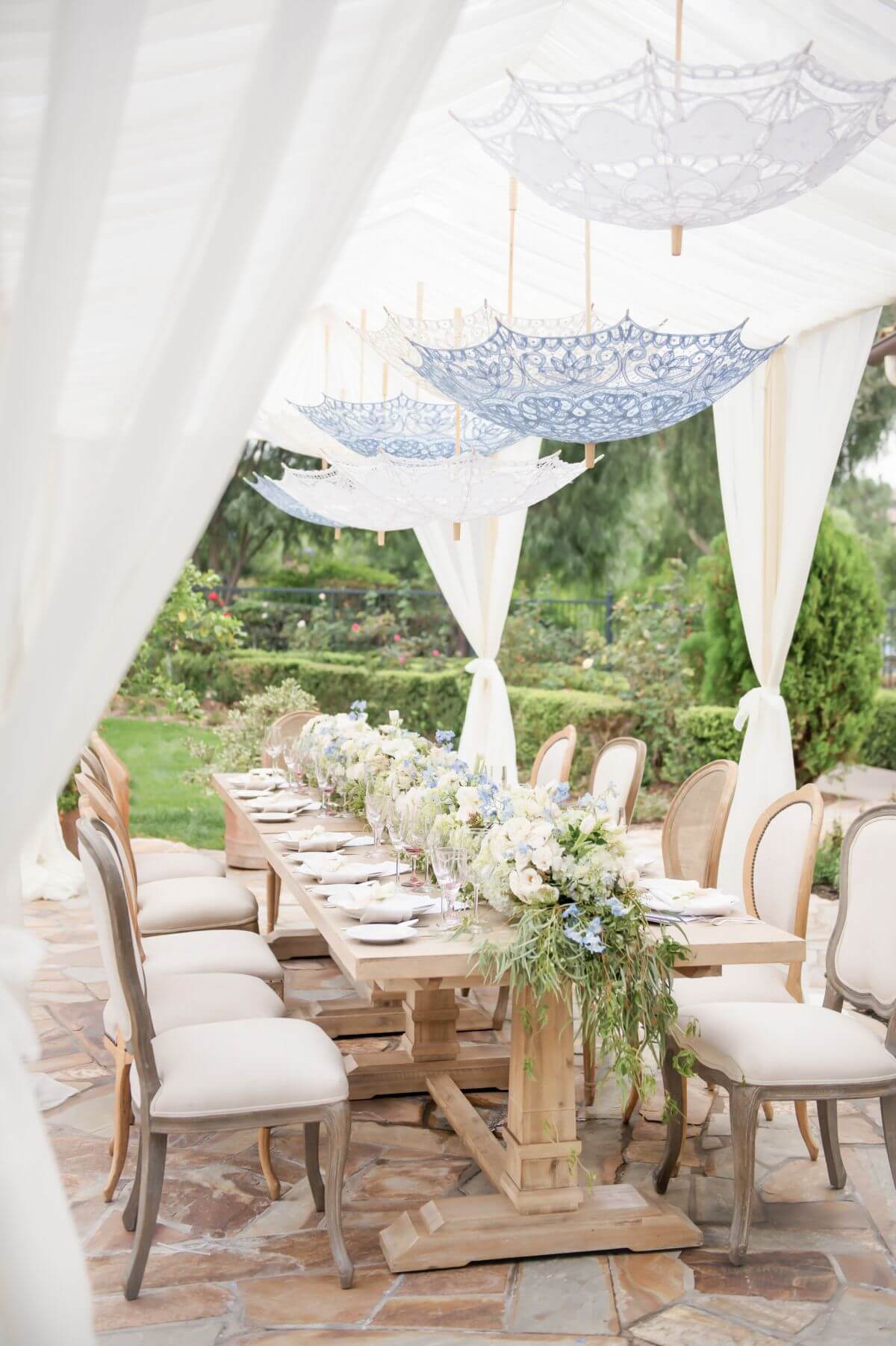 dinner party table settings