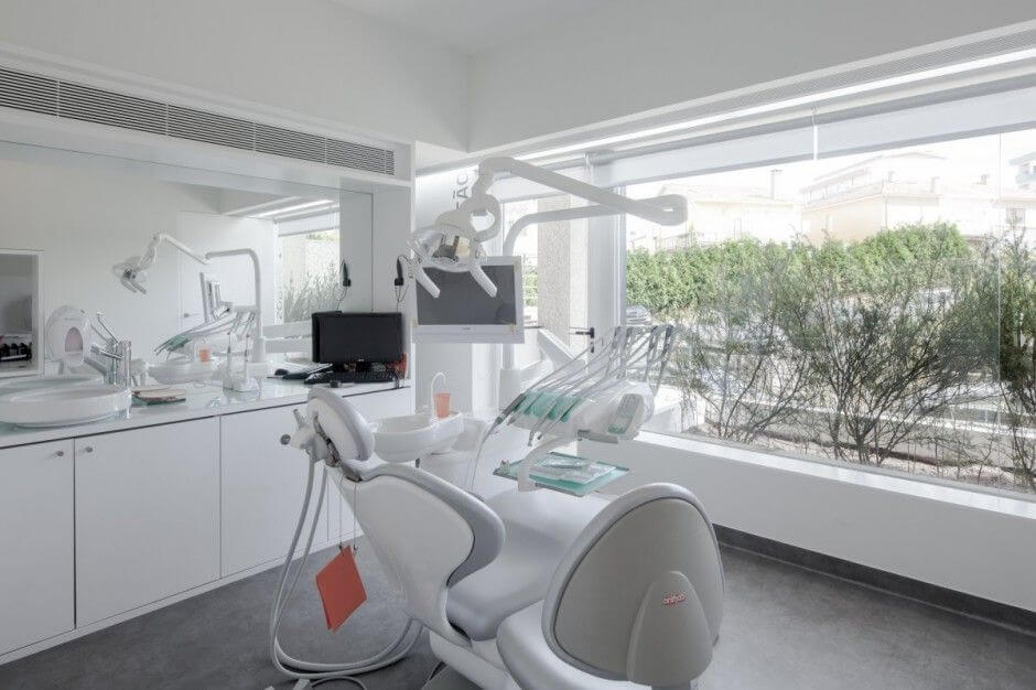 Dental Clinic Interior Design Ideas For Small Office