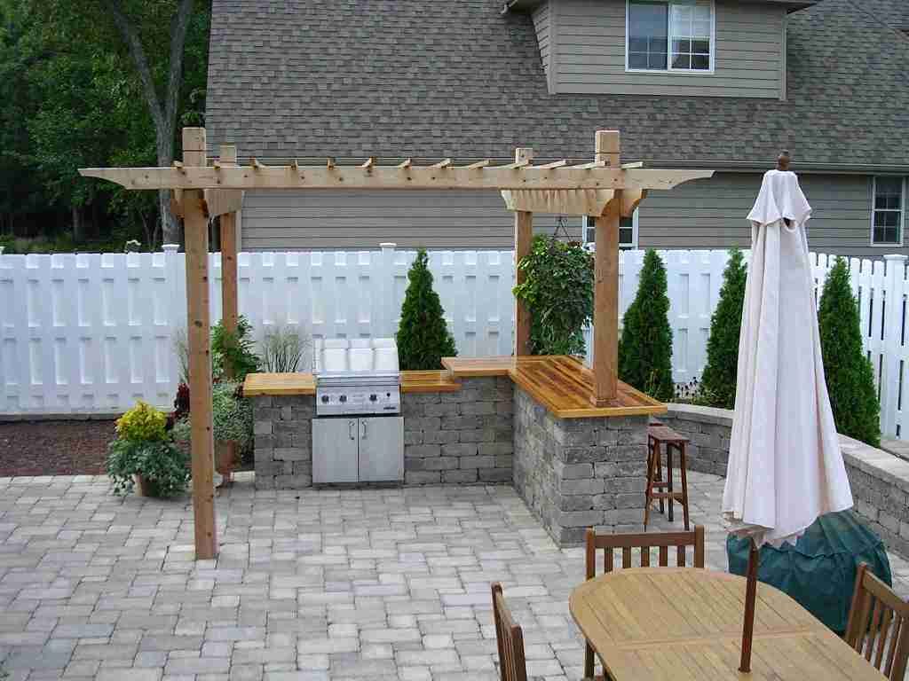 Best 13 Outdoor Kitchen Ideas For Small Spaces