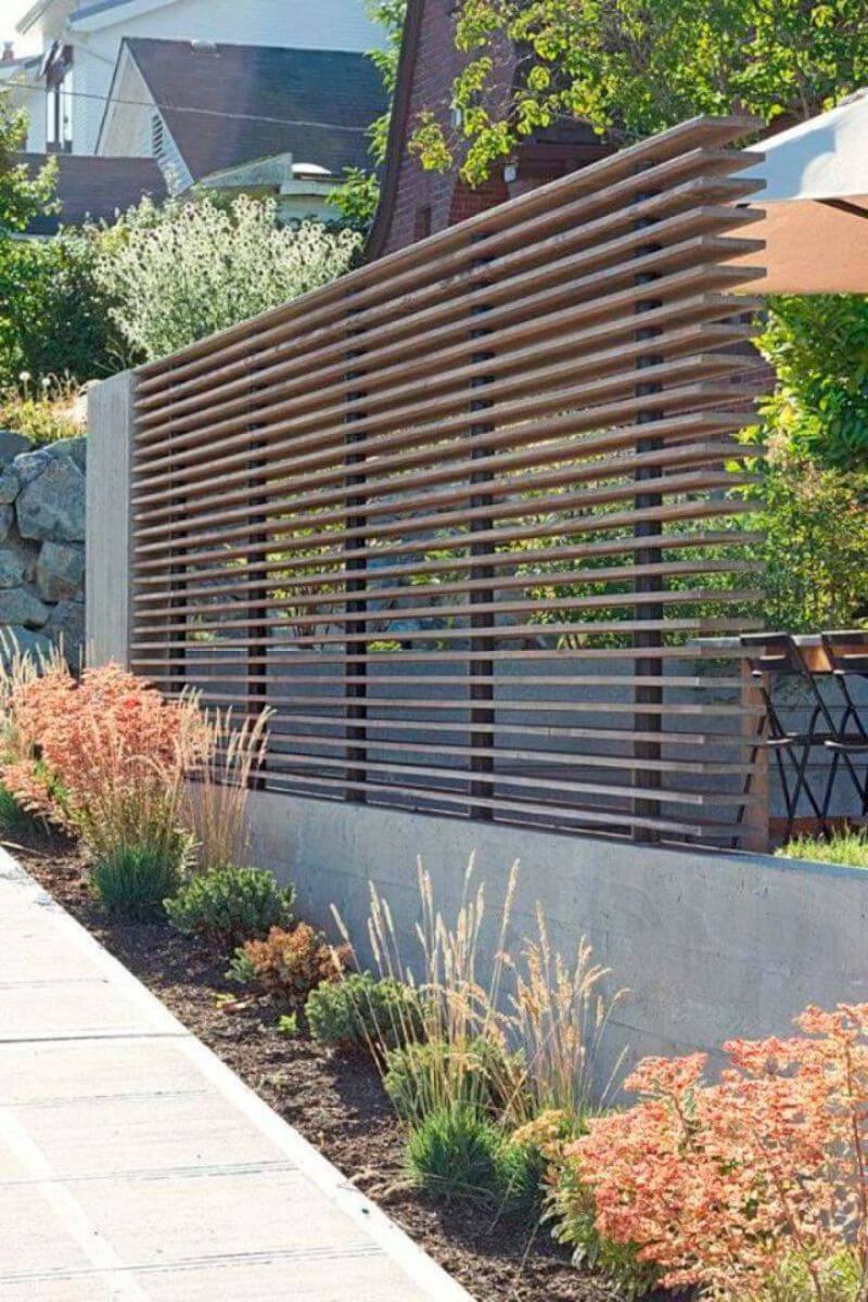 privacy fence ideas for backyard