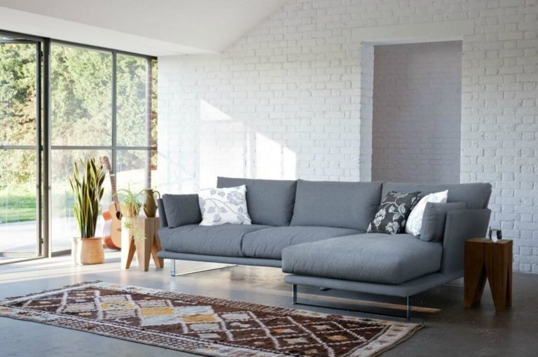 Chesterfield Sofa Designs to Enhance Your Living Room