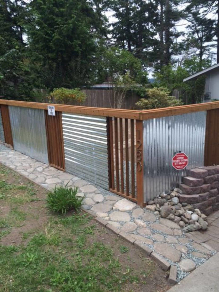 25 Privacy Fence Ideas For Backyard - Modern Fence Designs