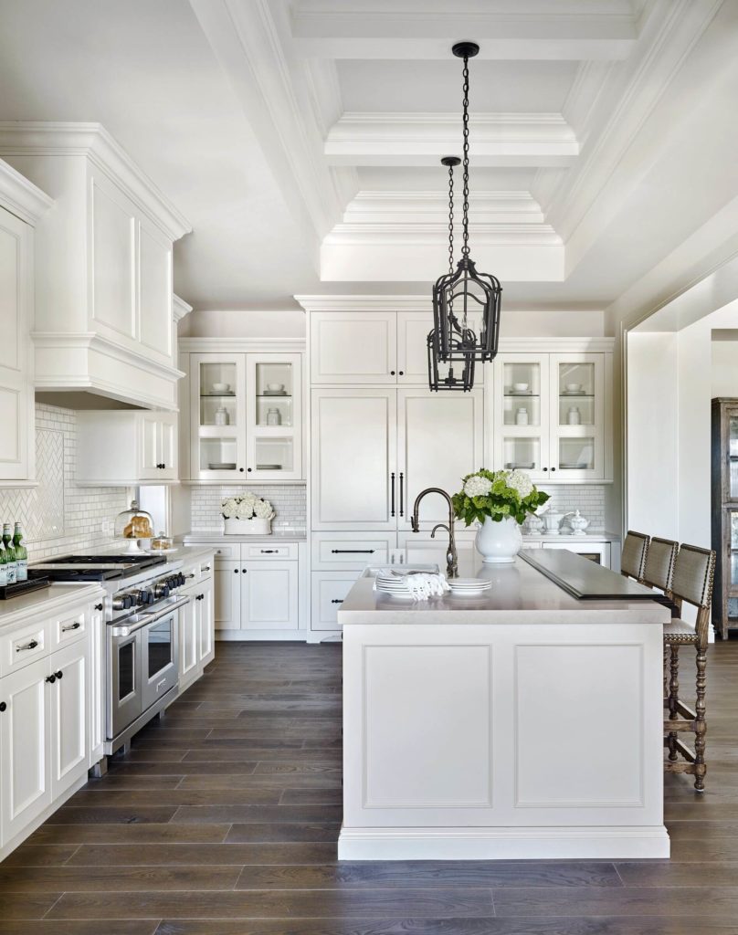 13 White Kitchen Cabinets Ideas To Beautify Your Kitchen