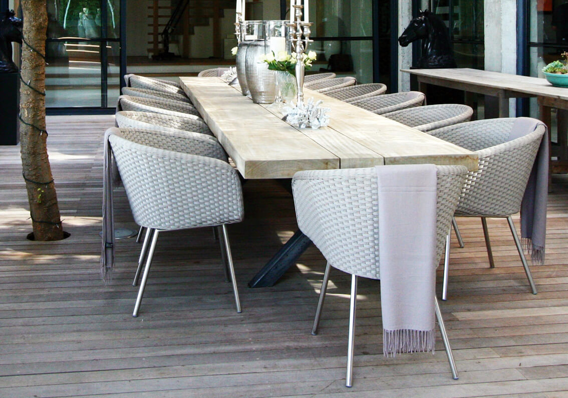 Outdoor Dining Table Designs 7