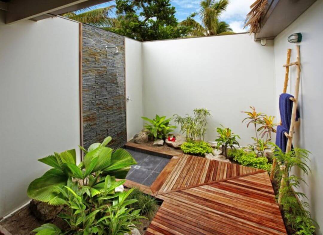 Tropical Bathroom Designs 8