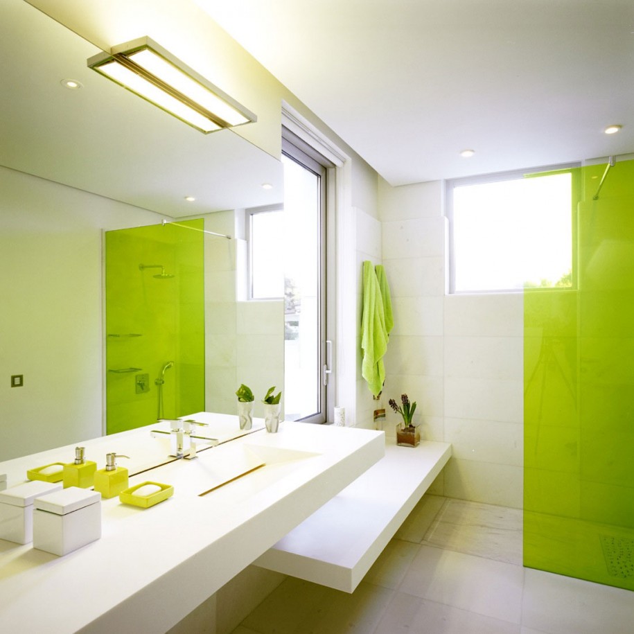 green bathroom 