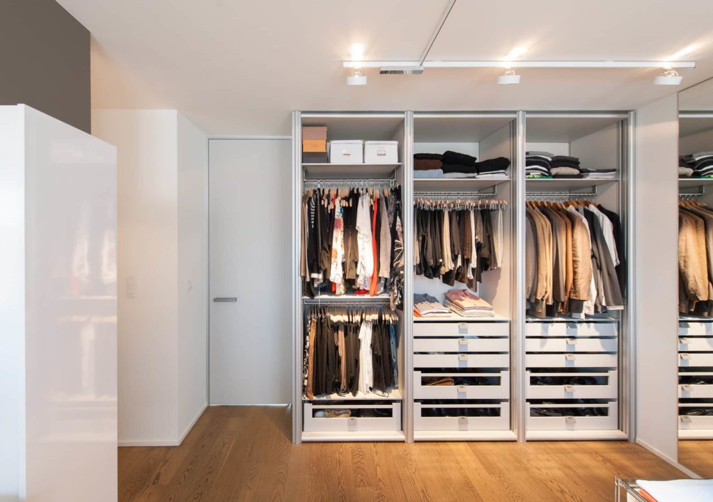 22+ Best Insides Designs of Wardrobe Ideas.