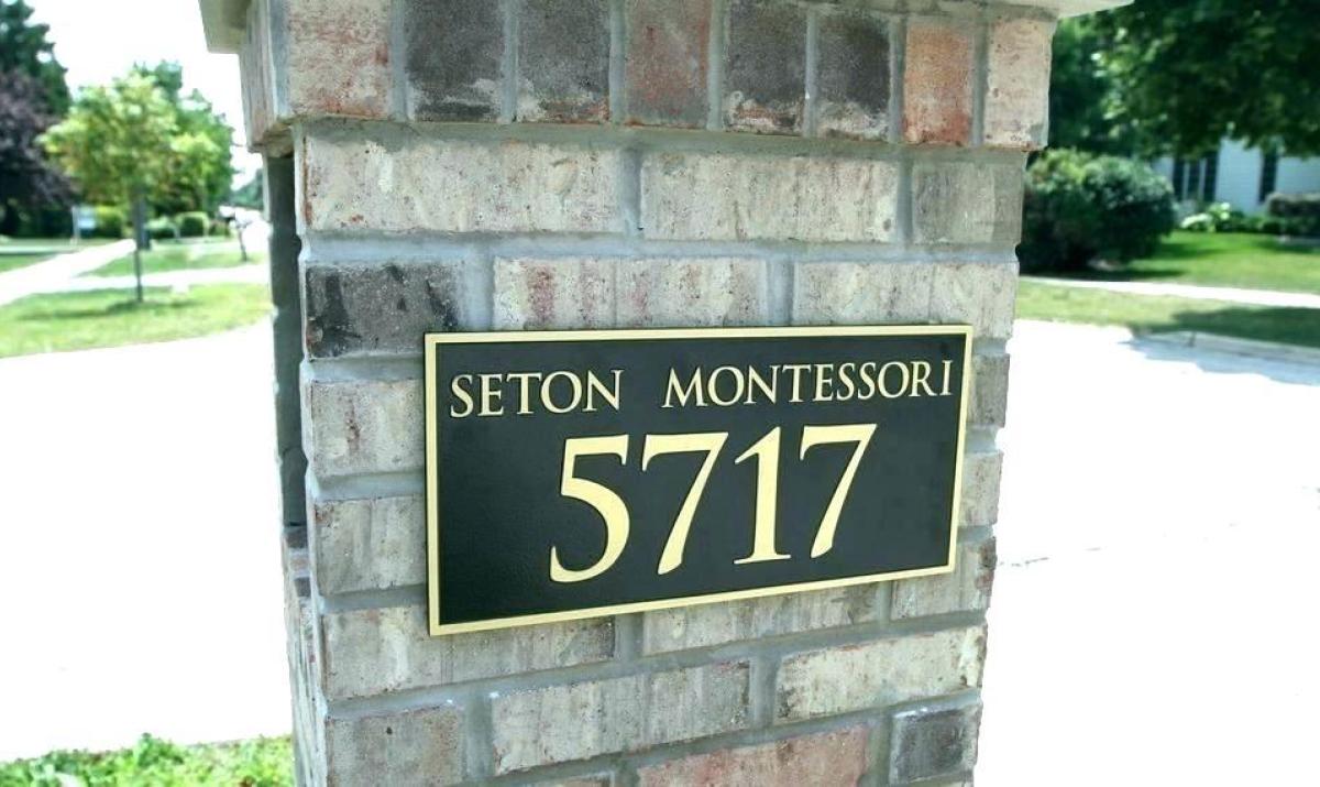 Spectacular House Name Plate Designs Ideas