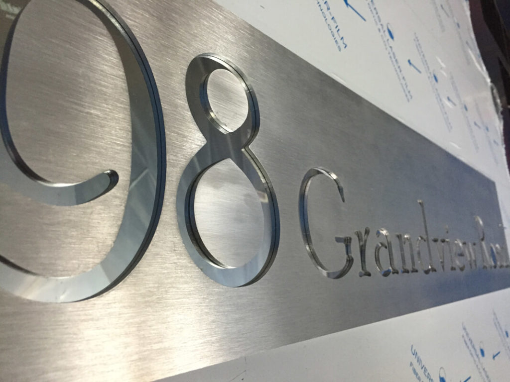 20+ Spectacular House Name Plate Designs Ideas