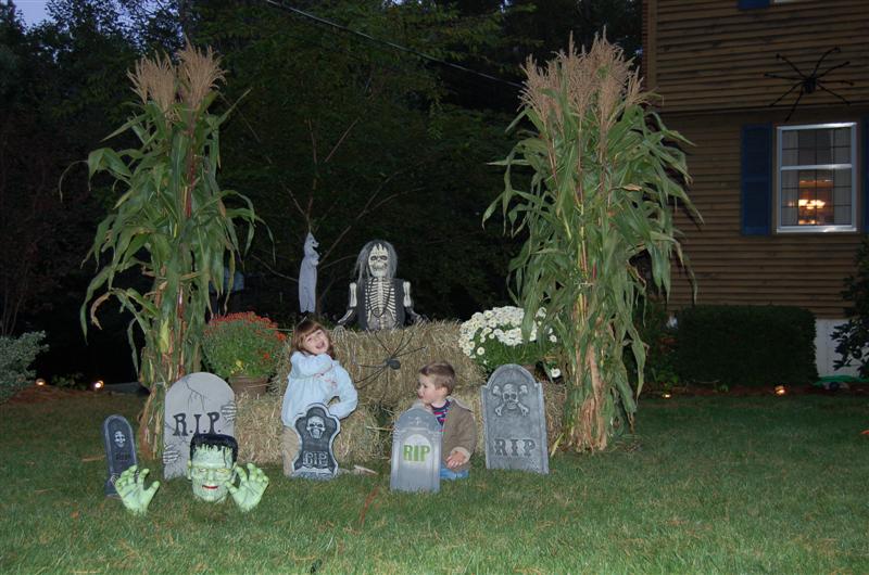 Halloween Outdoor Decoration Ideas