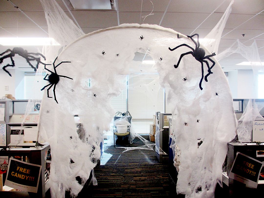  Halloween Office Decoration