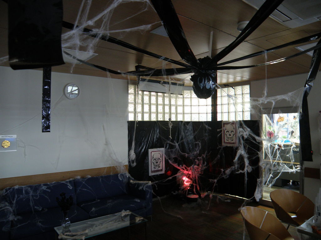 Spooky Halloween Office Decoration Ideas The Architecture