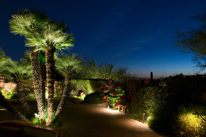 Mesmerizing Walkway Lighting