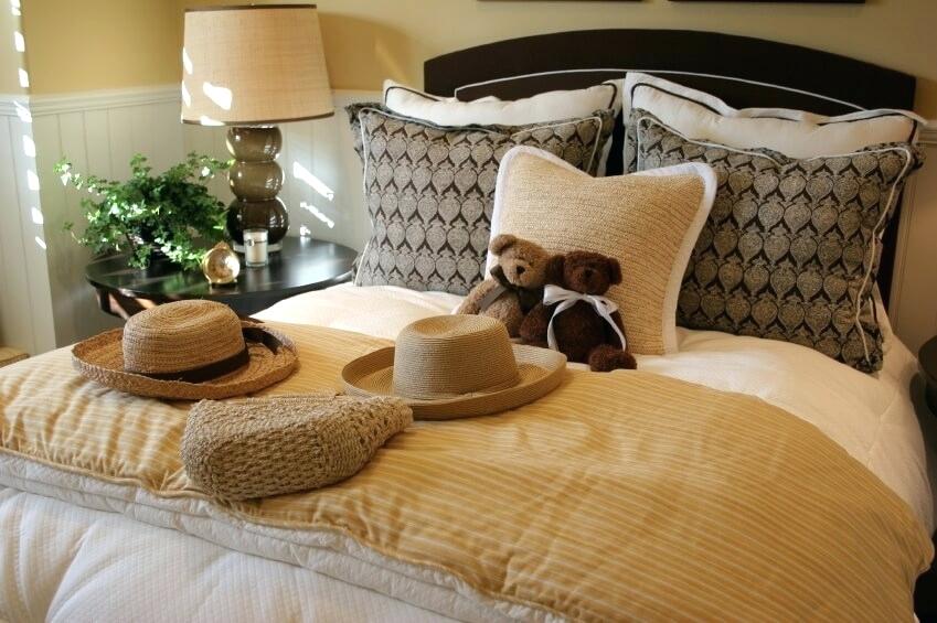 Arrange Pillow on a Bed