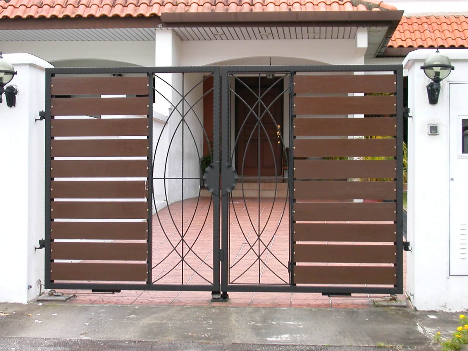 Stunning Small Front Gate That Makes Your House Attractive The Architecture Designs