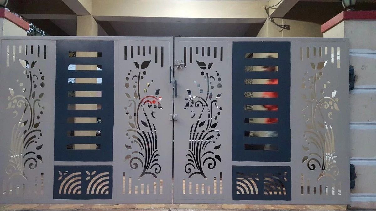 Stunning Small Front Gate That Makes Your House Attractive