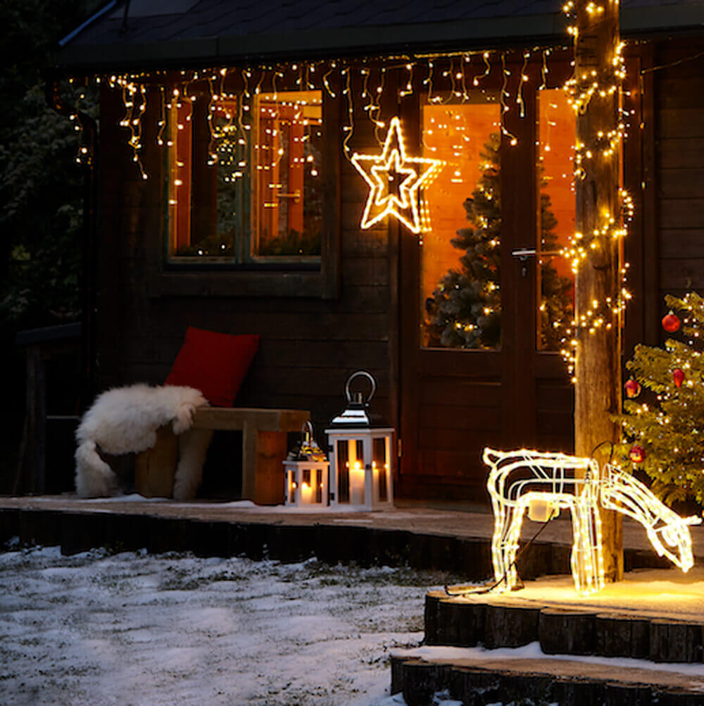 Decorate Backyard for Christmas