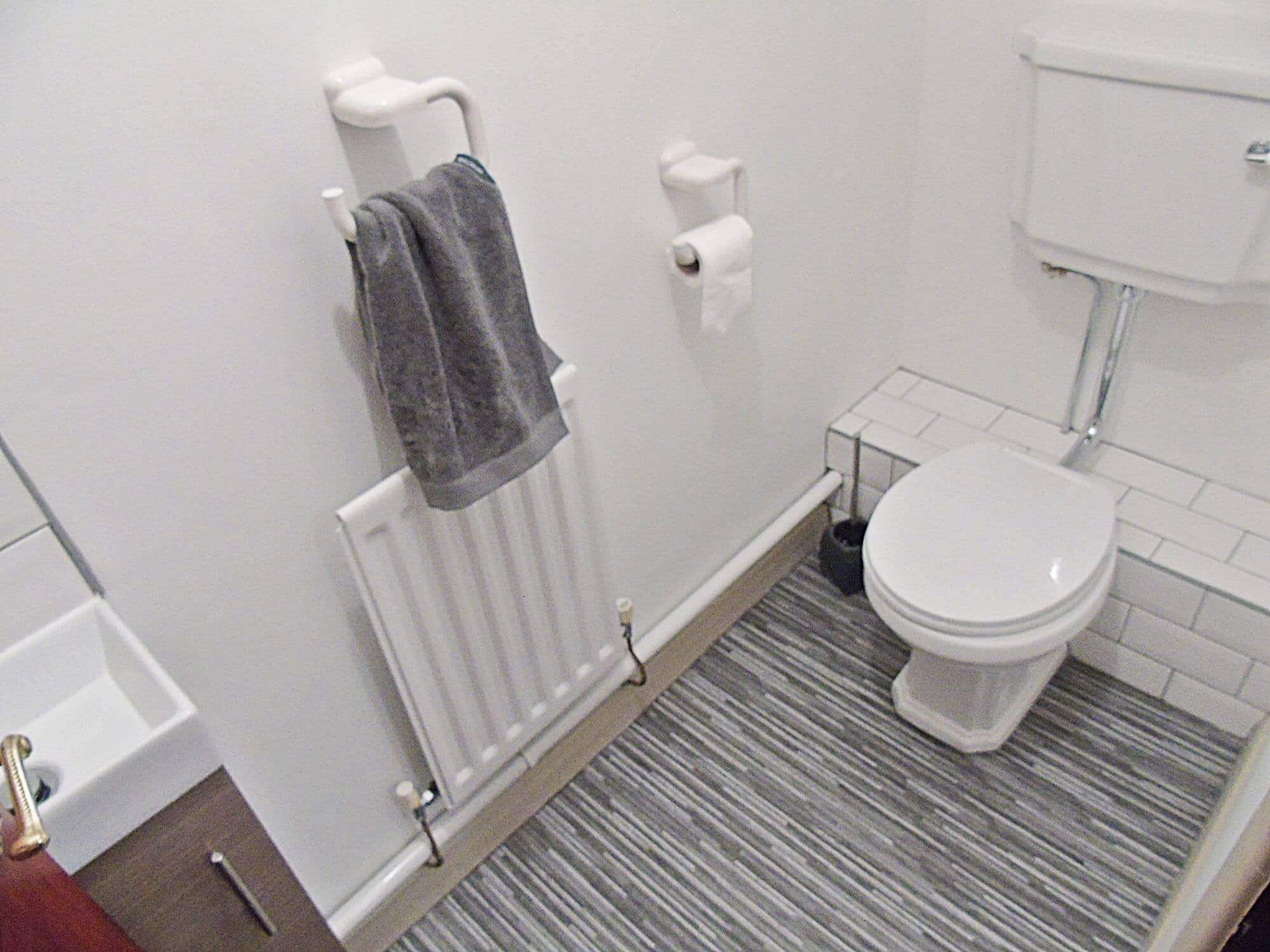 Downstairs Toilet and Utility Room Design 