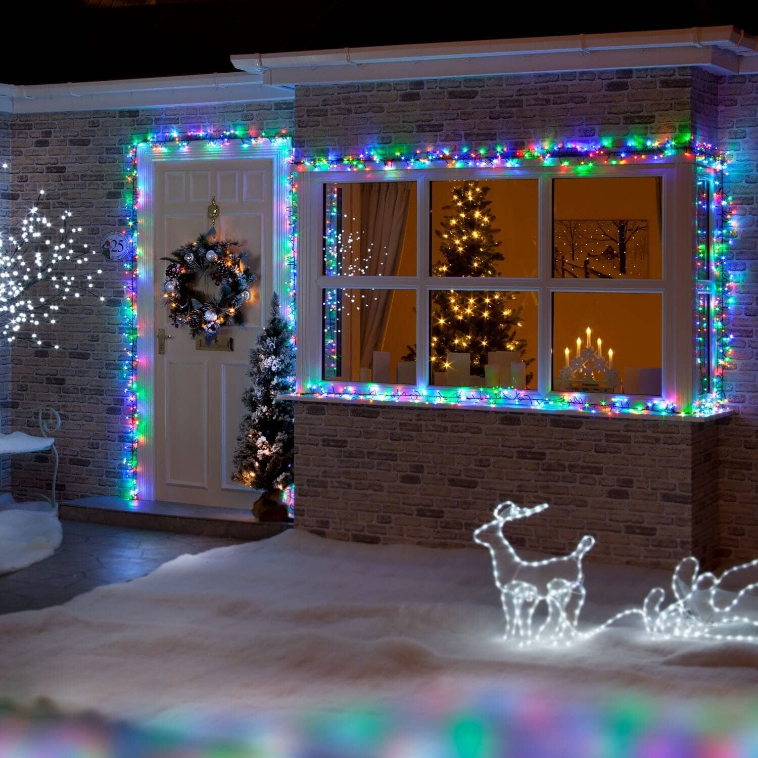  Window Lights Decoration Ideas for Christmas