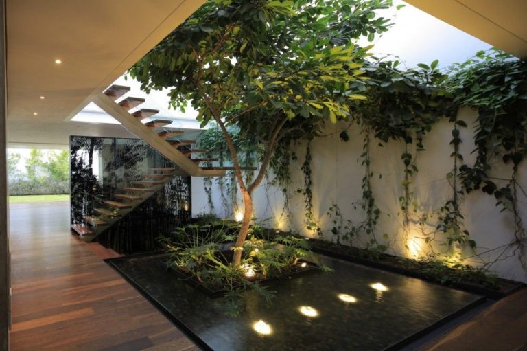 Unique Decoration Ideas For Indoor Garden Under Stairs
