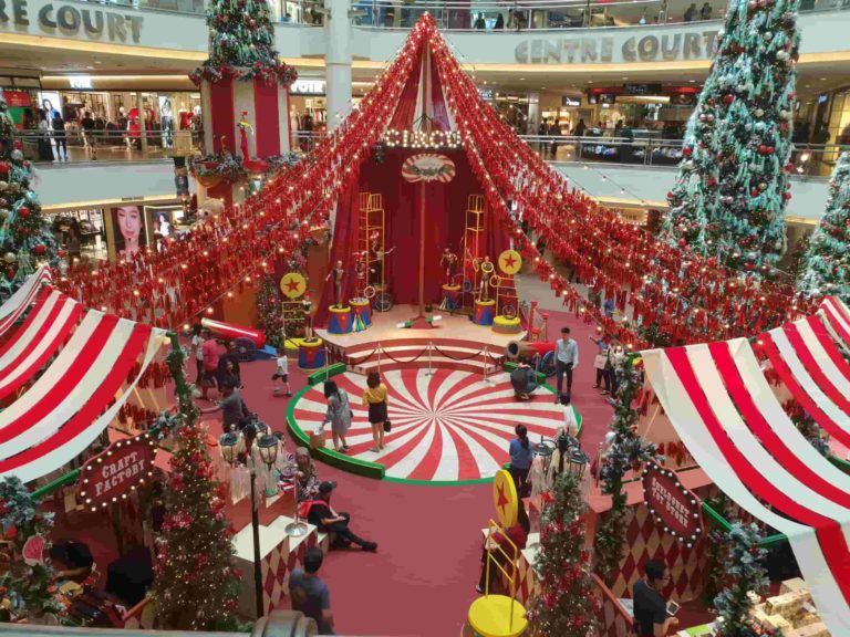 Christmas Mall Decoration Ideas That May Attract people