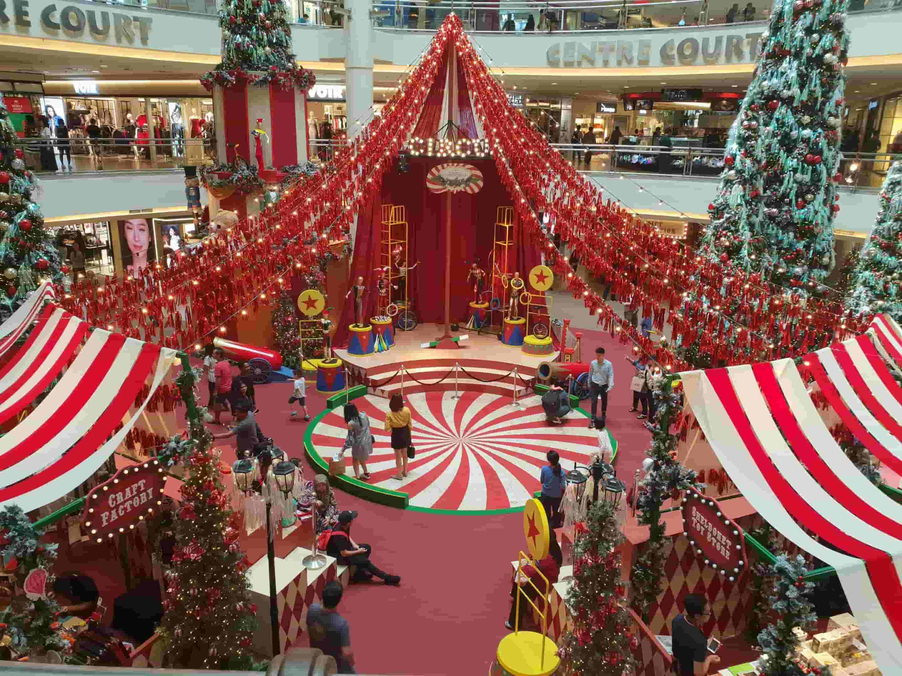 Christmas Mall Decoration Ideas That May Attract people - The